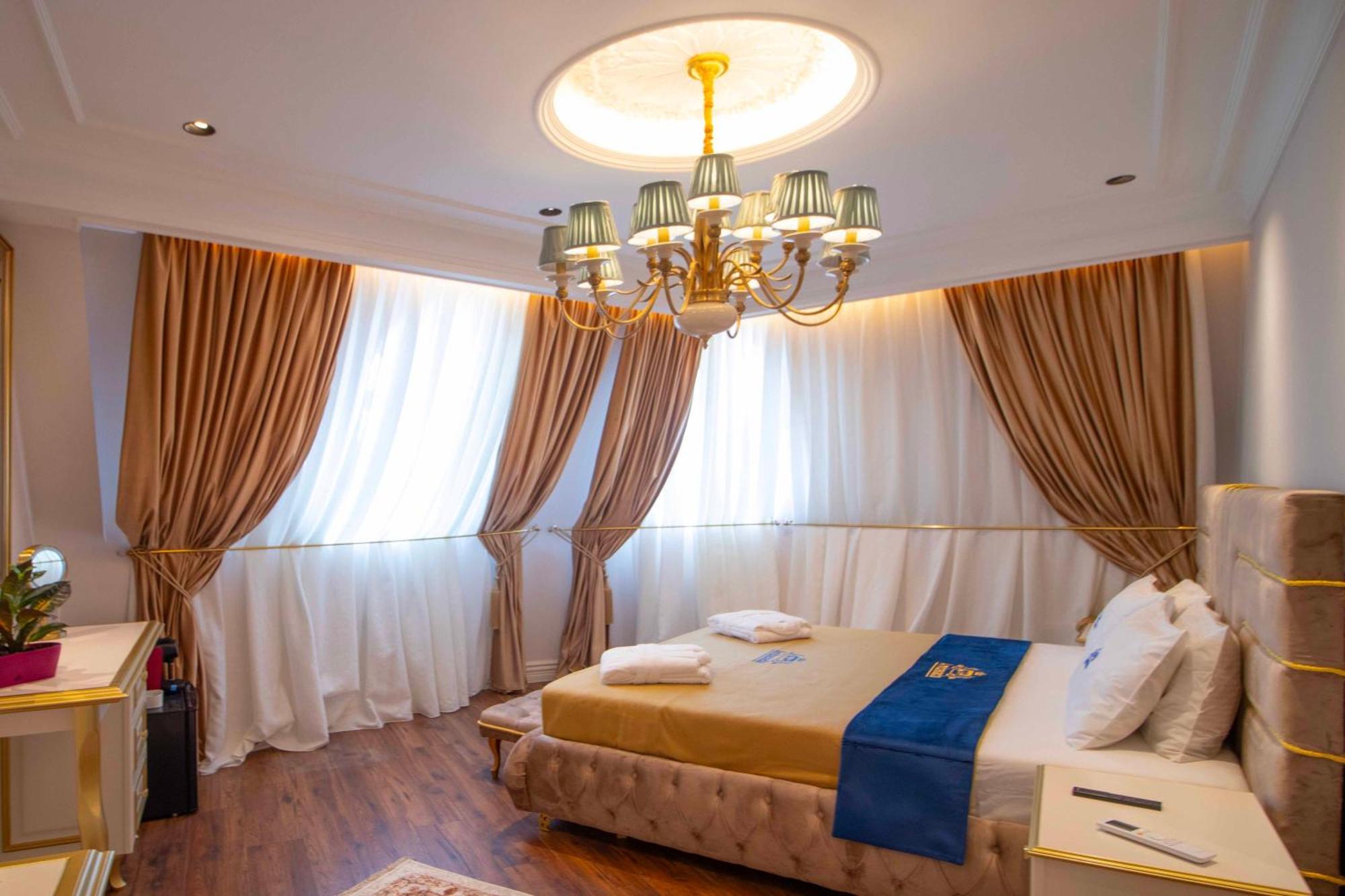 Hotel Ambasada Qta Patza-Kuqani Kültér fotó