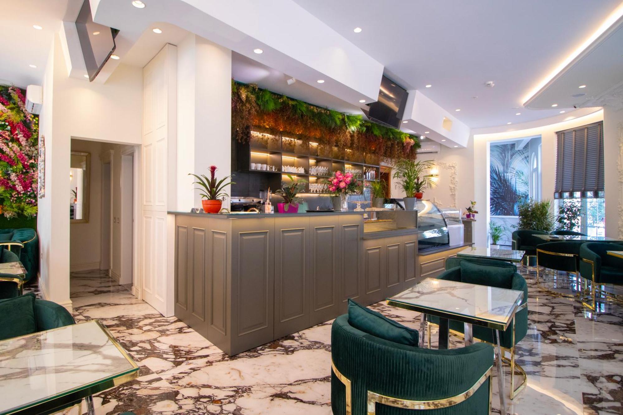 Hotel Ambasada Qta Patza-Kuqani Kültér fotó
