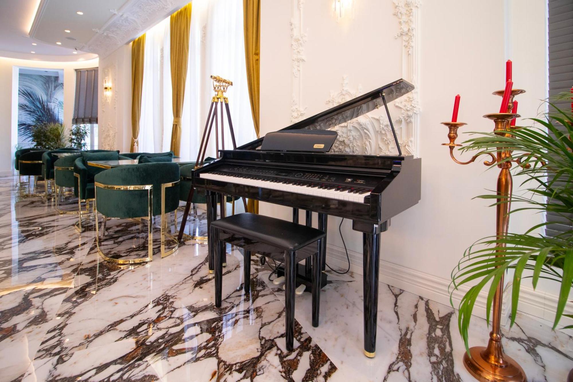 Hotel Ambasada Qta Patza-Kuqani Kültér fotó