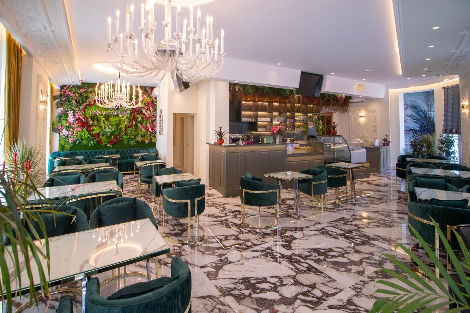 Hotel Ambasada Qta Patza-Kuqani Kültér fotó
