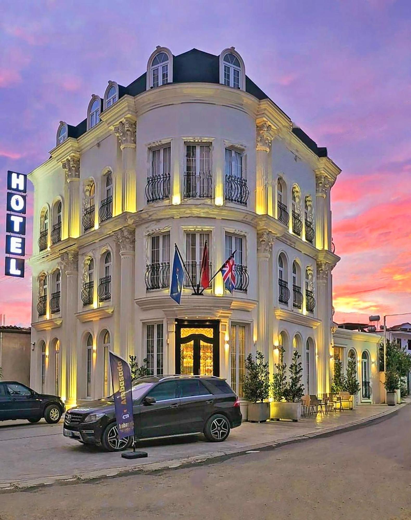 Hotel Ambasada Qta Patza-Kuqani Kültér fotó